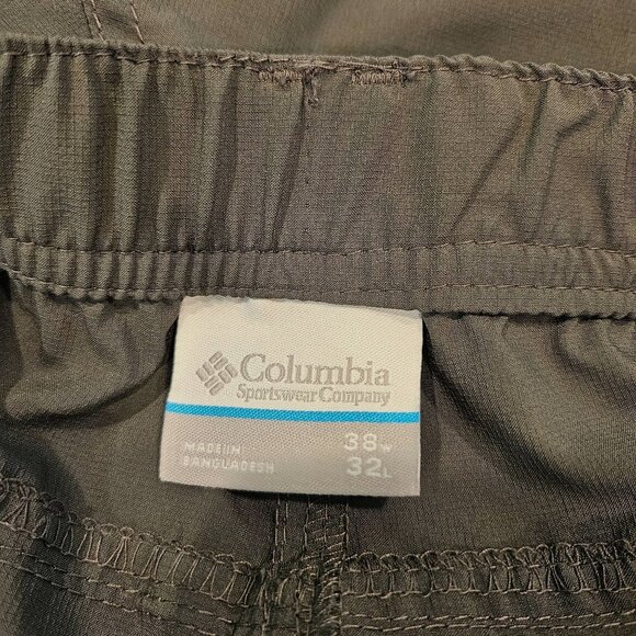 Columbia Mens 38x32 Gray Cargo Pants Zipper Pocket Lightweight gorpcore Spf 40+ - Picture 14 of 16